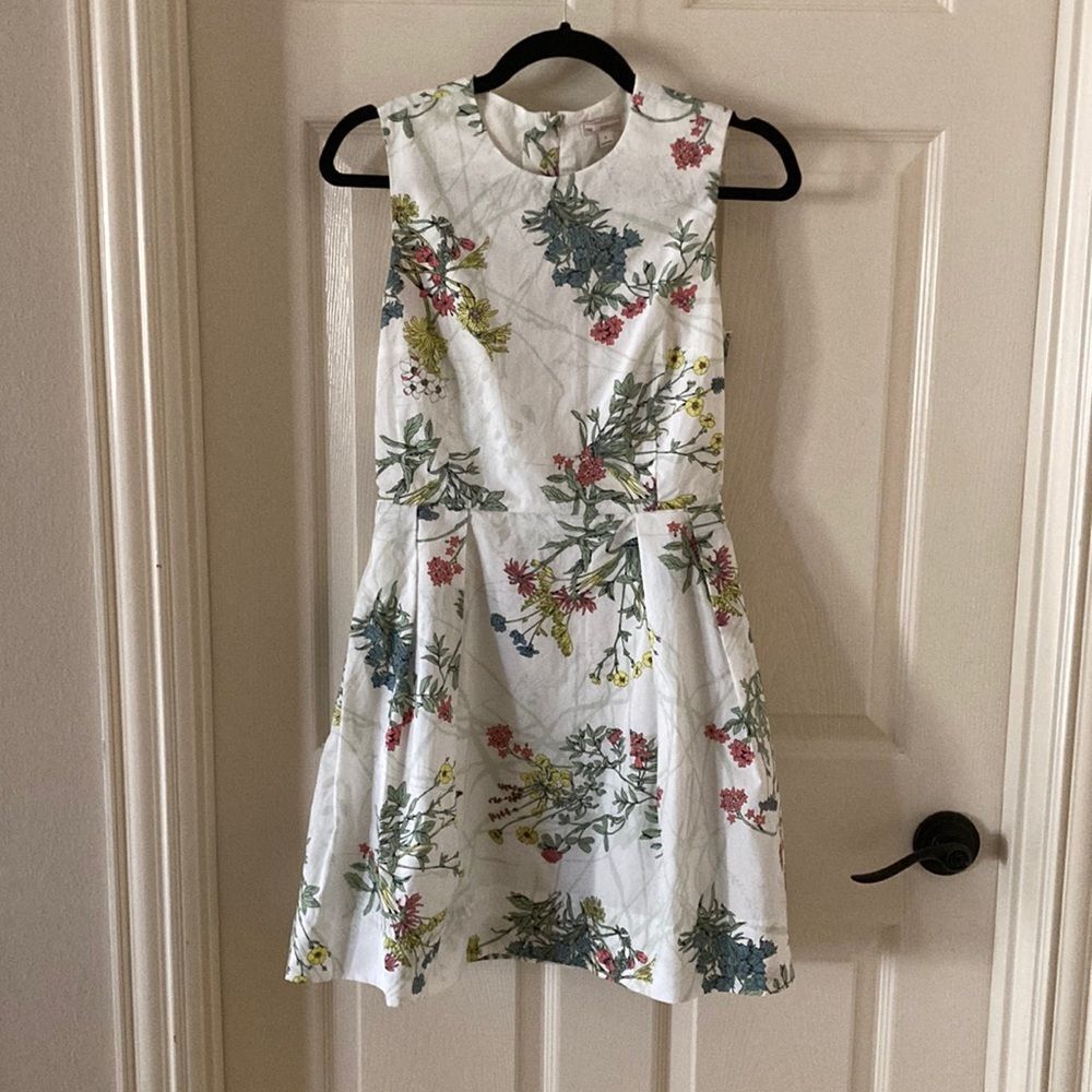 Gap Fit & Flare Brunch Dress Surplice Pockets Formal Garden Party Chic Size 0